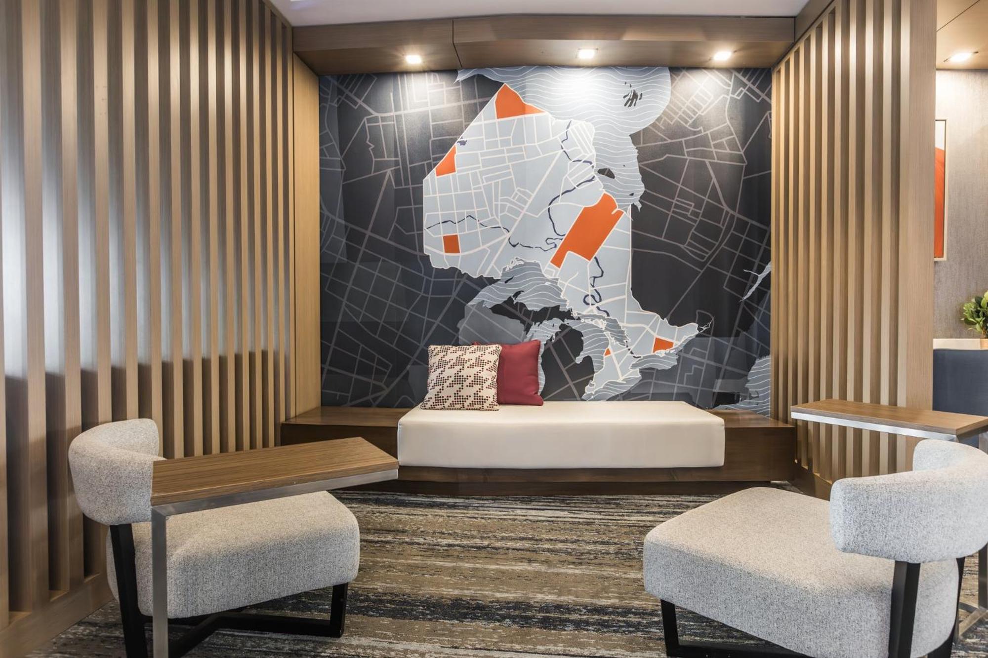 Holiday Inn Express & Suites - Toronto Airport South By Ihg エクステリア 写真