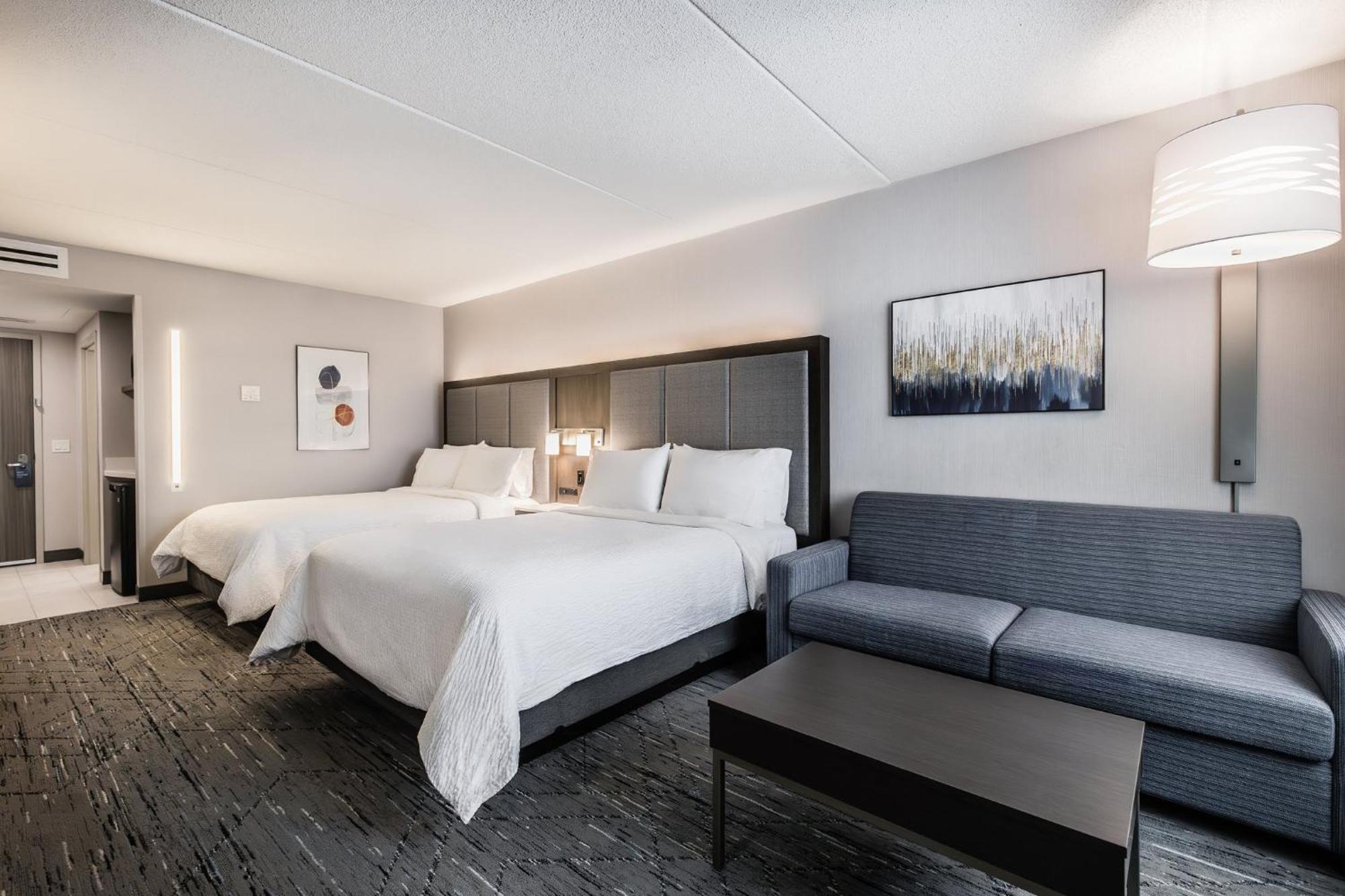 Holiday Inn Express & Suites - Toronto Airport South By Ihg エクステリア 写真